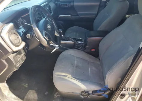 2016 Toyota Tacoma Double Cab z USA, uszkodzony, nr VIN 5TFAX5GN7GX072197